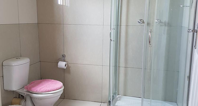Umtata Guest House - Bathroom